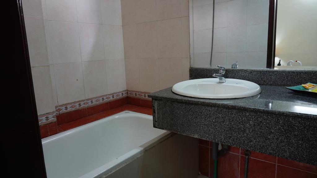 Hanoi Golden Moon Guest House & Travel Pokoj fotografie