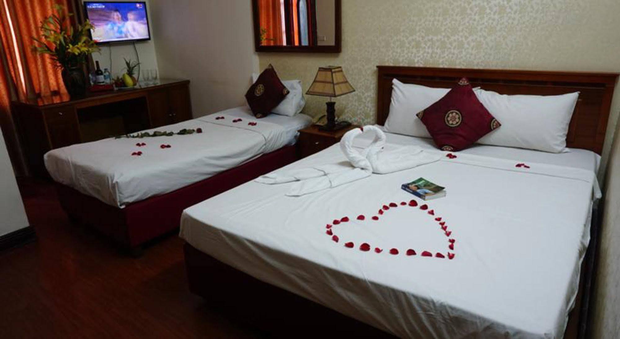 Hanoi Golden Moon Guest House & Travel Exteriér fotografie